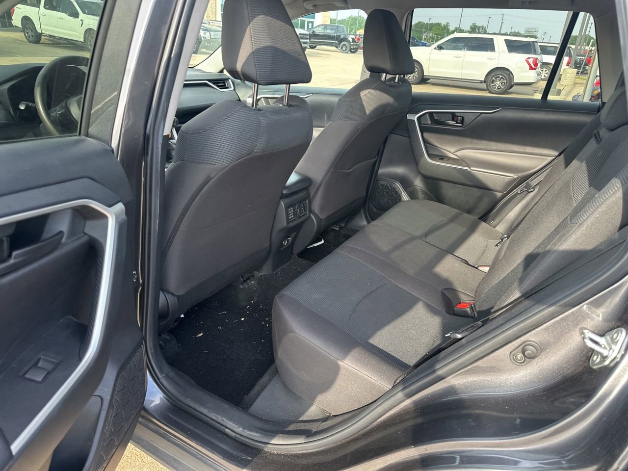 Used 2023 Toyota RAV4 LE FWD image 11