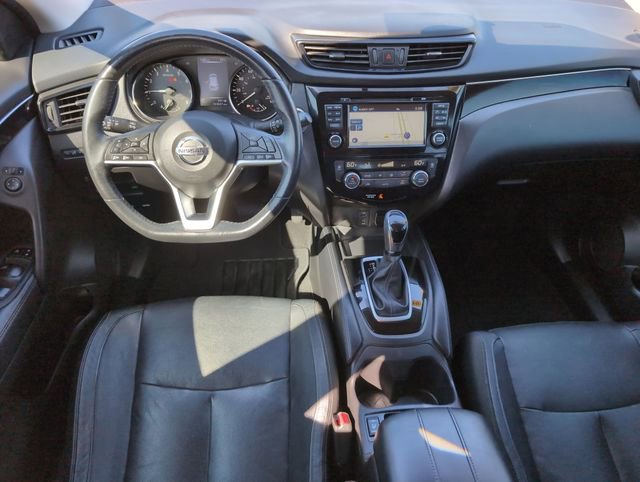 Used 2017 Nissan Rogue Sport SL image 27