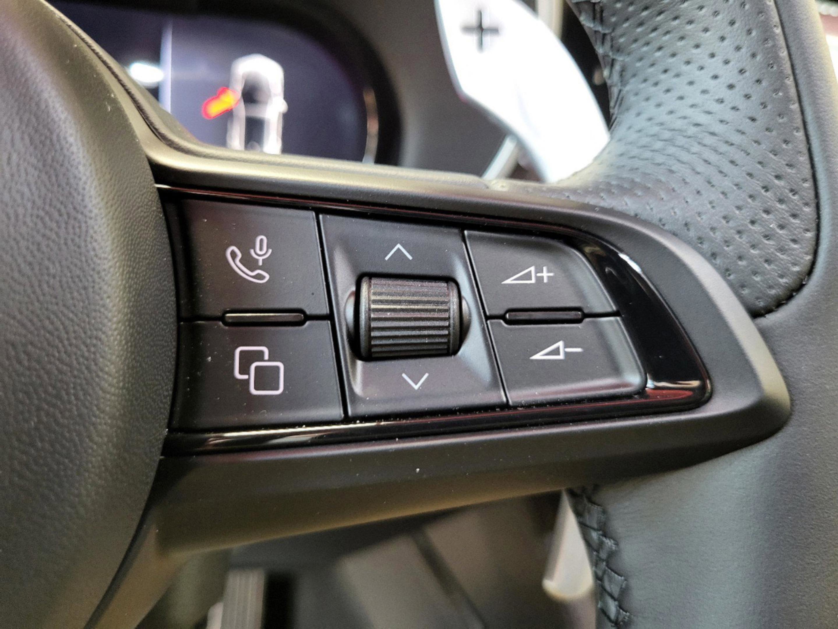 New 2025 Alfa Romeo Stelvio Sprint image 64