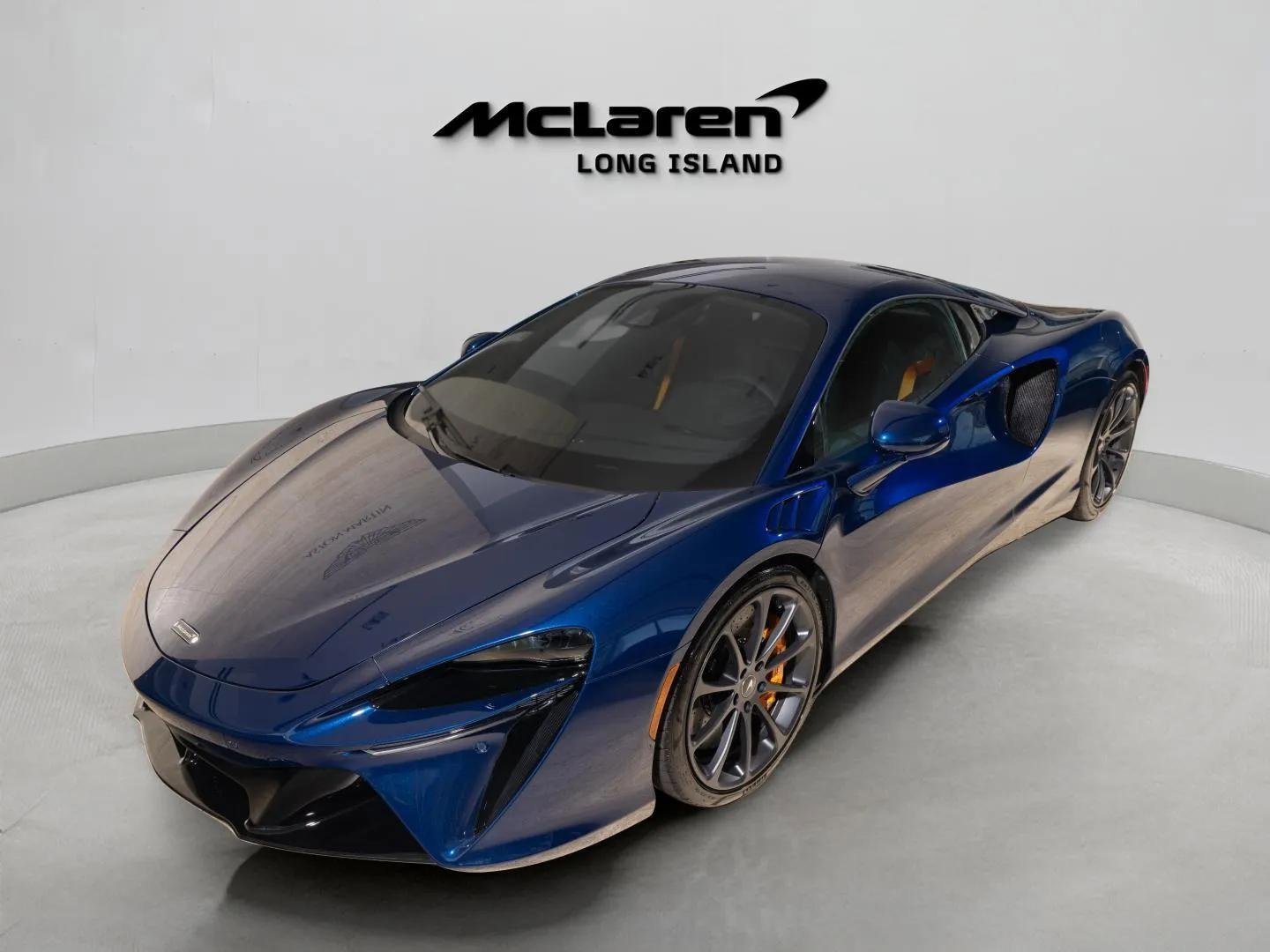 New 2026 McLaren Artura image 5