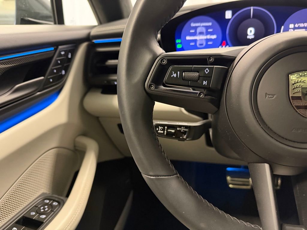 Certified 2025 Porsche Macan Turbo Electric image 14