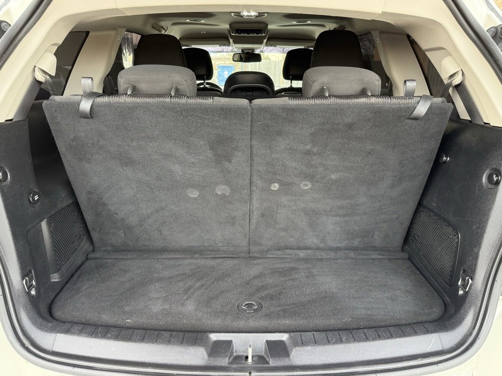 Used 2019 Dodge Journey SE image 17