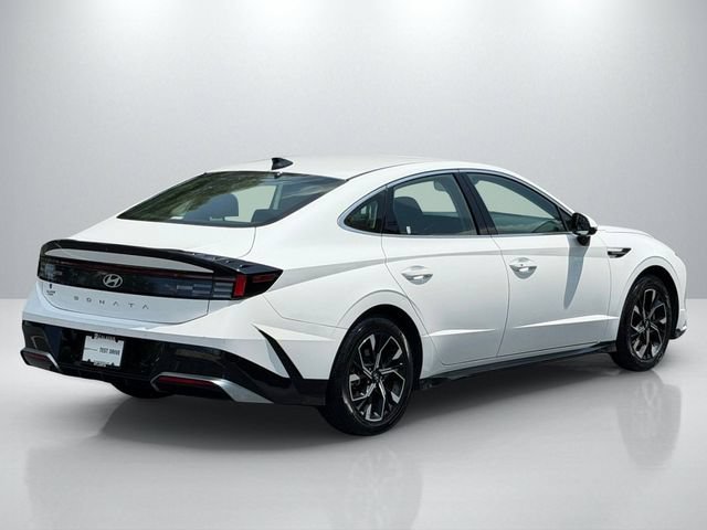 Used 2025 Hyundai Sonata SEL FWD image 7