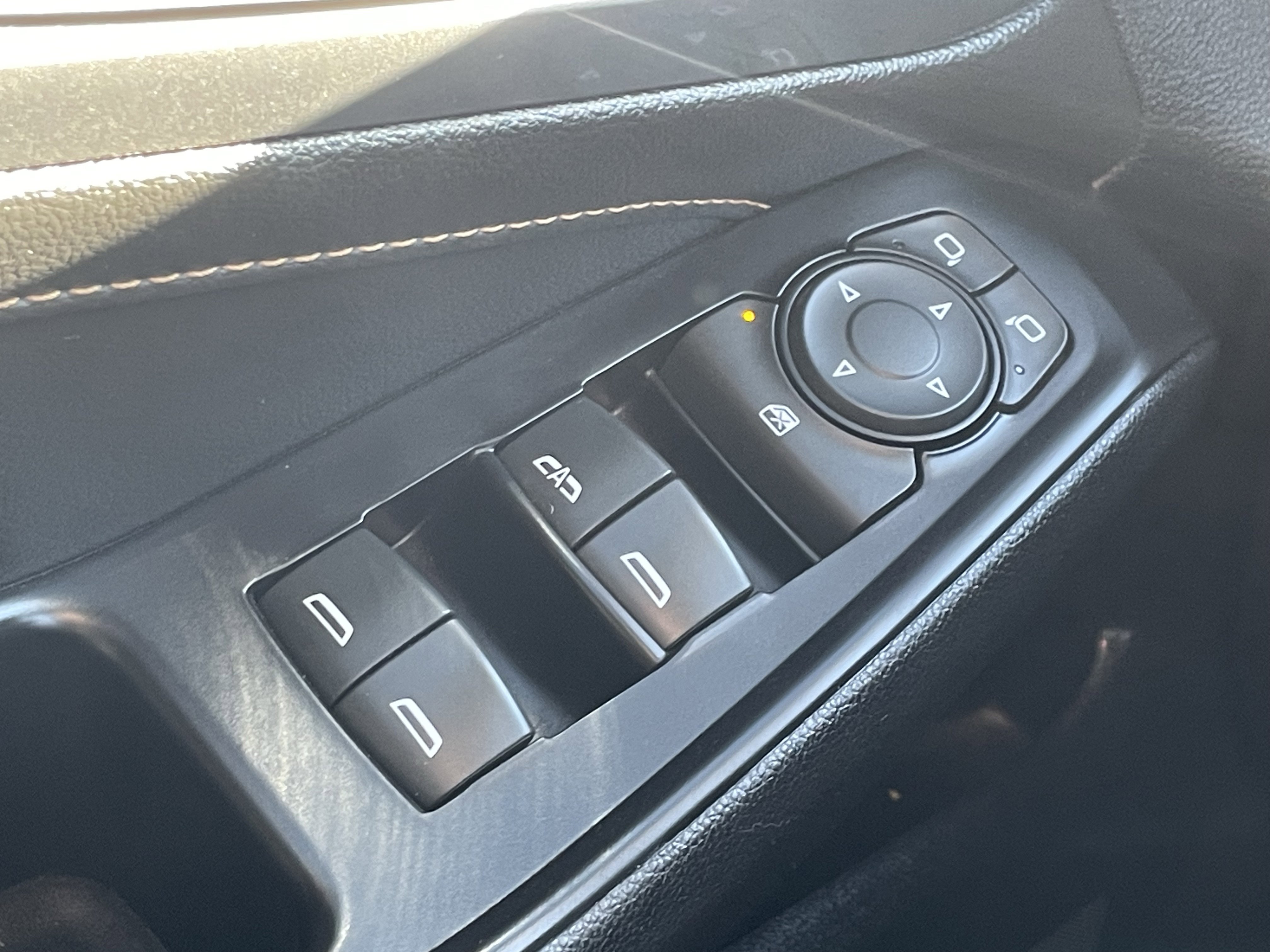 Used 2019 Chevrolet Traverse LT image 17