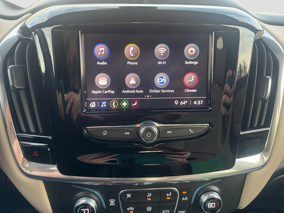 Used 2022 Chevrolet Traverse LS image 20