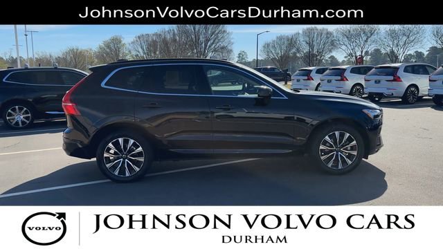 Used 2023 Volvo XC60 B5 Core w/ Climate Package image 9