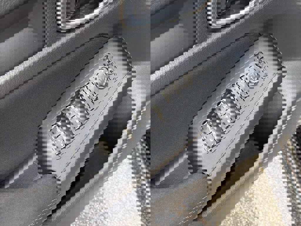 Used 2023 Honda Civic Sport image 10