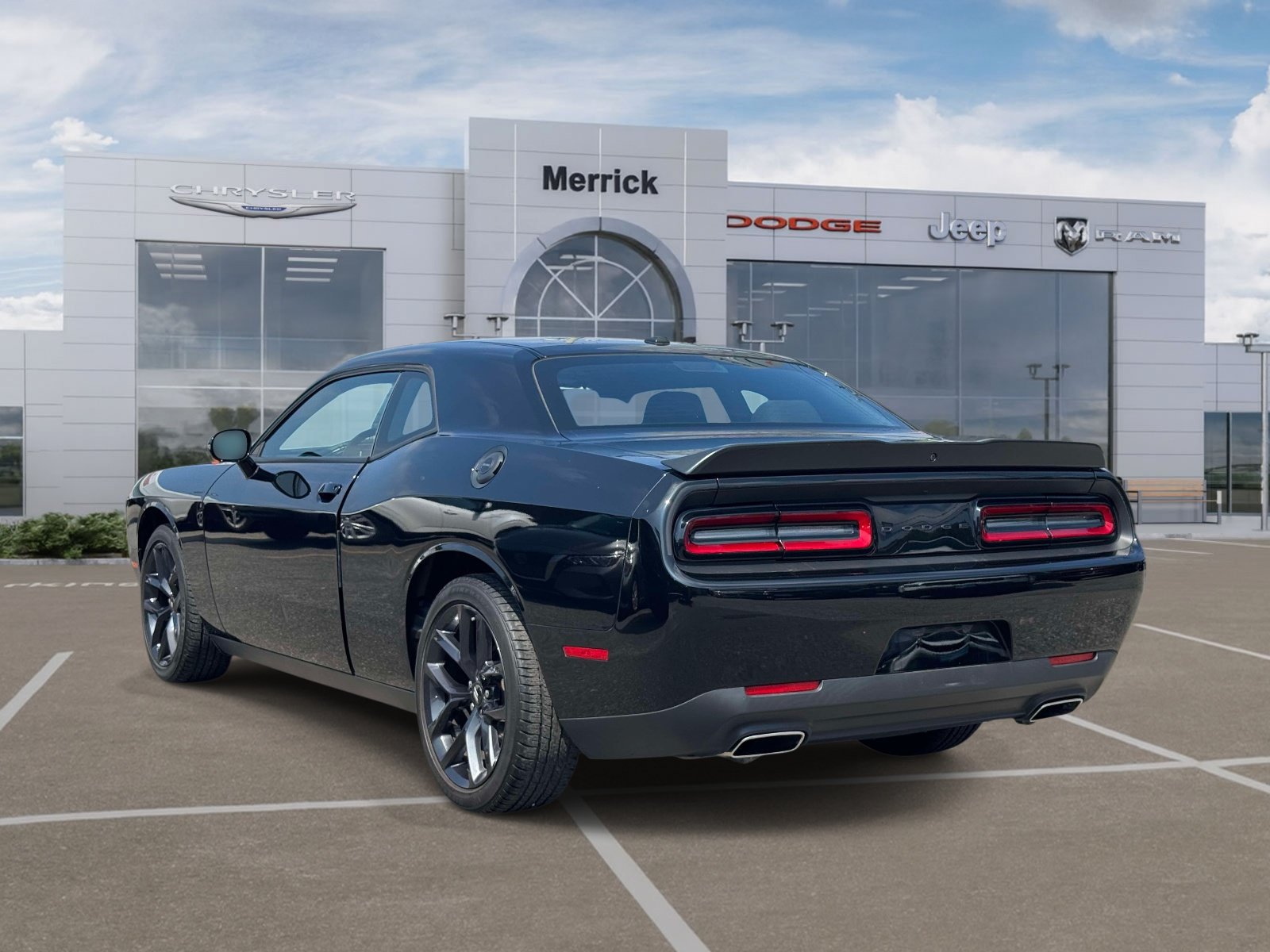 Used 2022 Dodge Challenger SXT w/ Blacktop Package RWD image 8