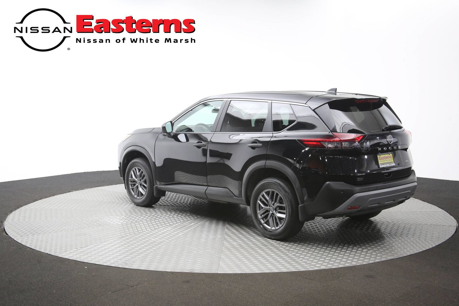 Used 2023 Nissan Rogue S AWD/4WD image 61