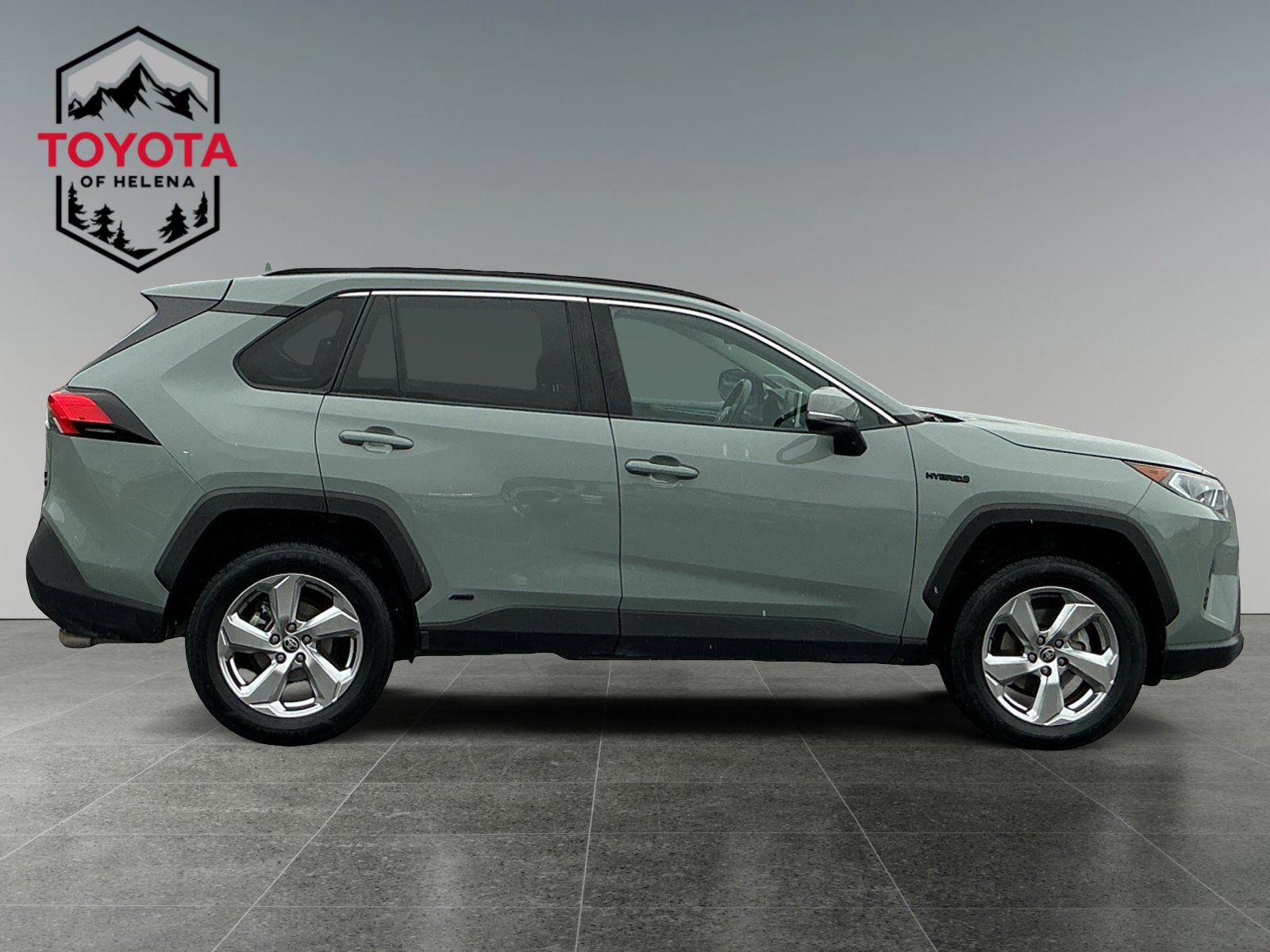 Certified 2021 Toyota RAV4 XLE Premium image 6