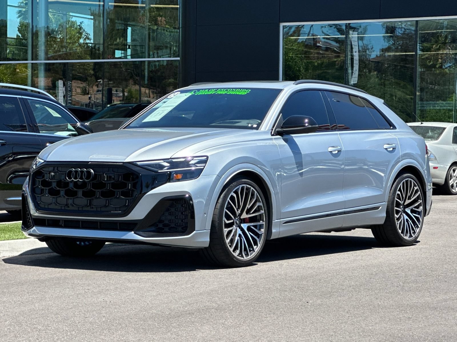 Used 2024 Audi SQ8 Prestige AWD/4WD image 7