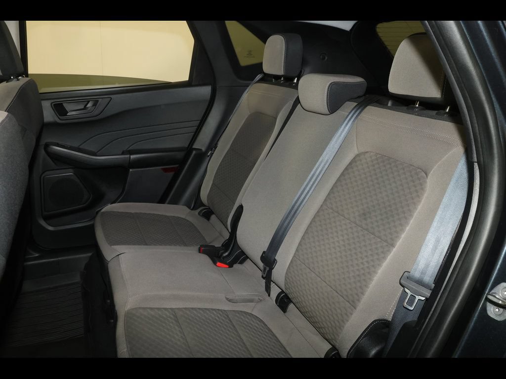 Used 2022 Ford Escape SE w/ Cold Weather Package AWD/4WD image 27
