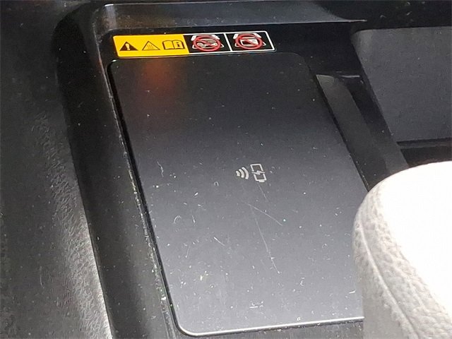 Used 2025 Toyota Camry LE image 24