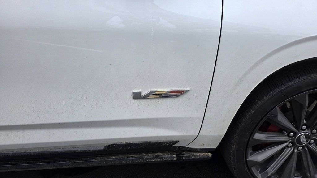 Used 2025 Cadillac Escalade V image 7