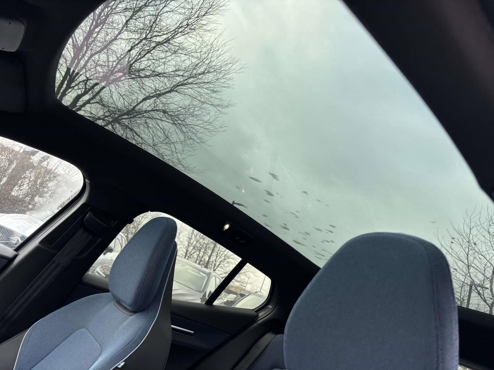 New 2026 Volvo EX30 Cross Country Ultra w/ Protection Package Premier image 23