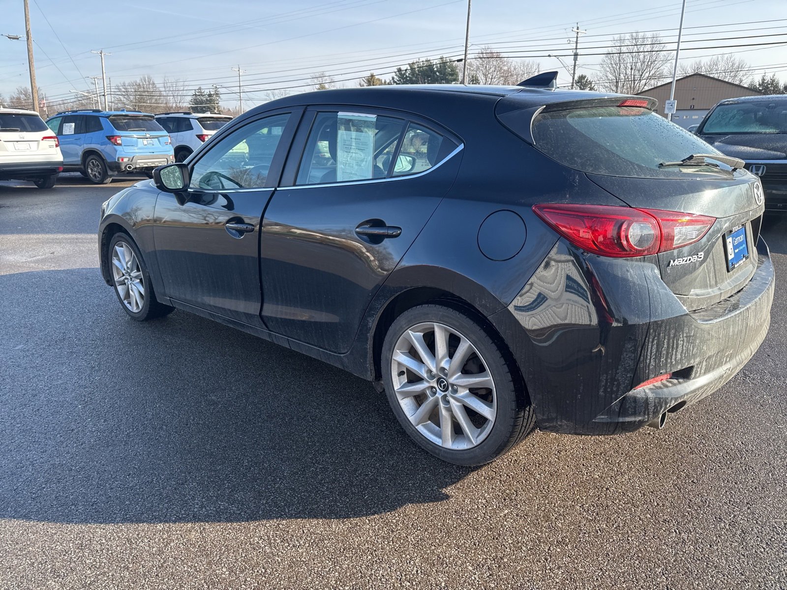 Used 2017 MAZDA MAZDA3 Grand Touring image 9