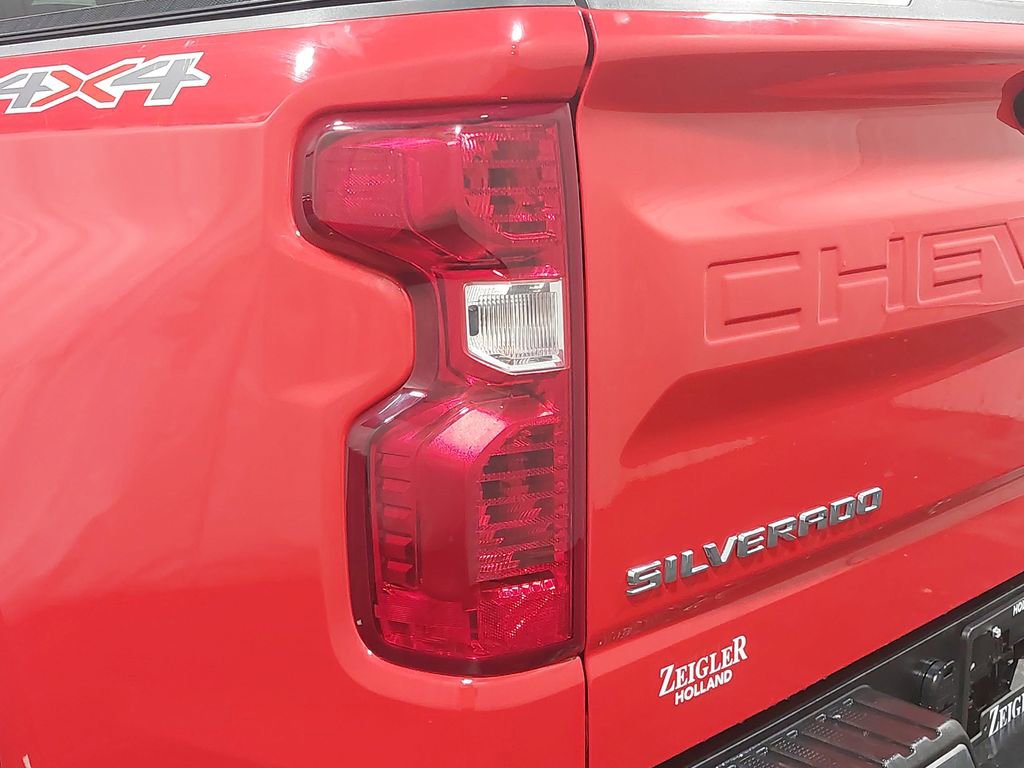 Used 2023 Chevrolet Silverado 1500 LT image 65