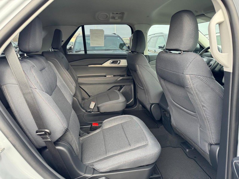 New 2026 Ford Explorer Active image 5