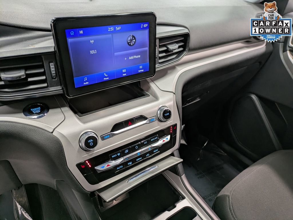 Used 2023 Ford Explorer XLT image 13