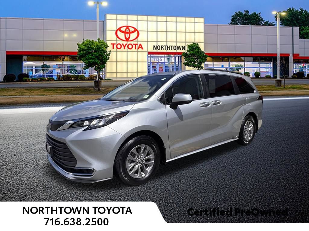 Used 2022 Toyota Sienna