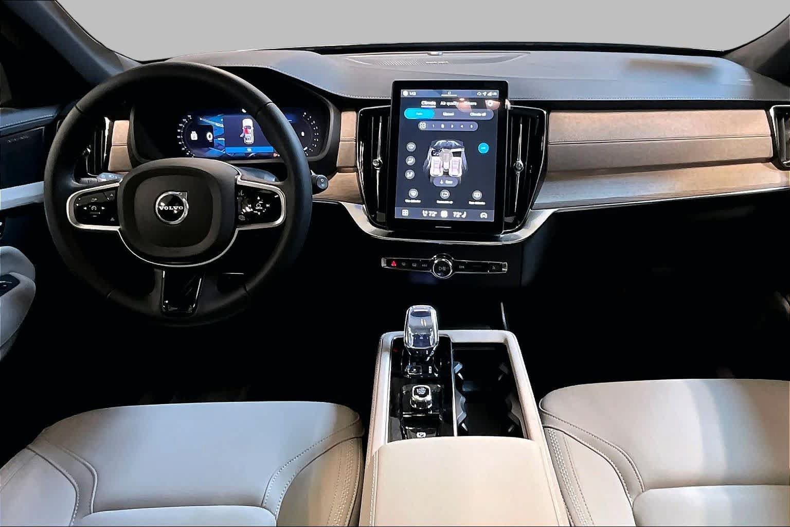 New 2026 Volvo XC90 B6 Plus w/ Protection Package Premier AWD/4WD image 7