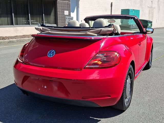 Used 2015 Volkswagen Beetle 1.8T FWD image 10