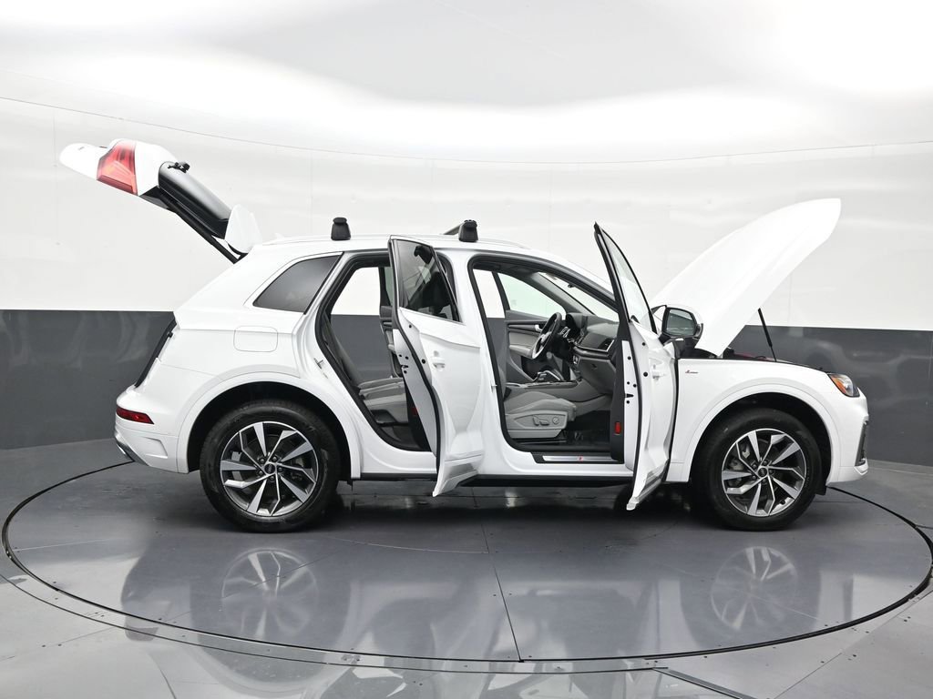 Used 2024 Audi Q5 2.0T Premium AWD/4WD image 31