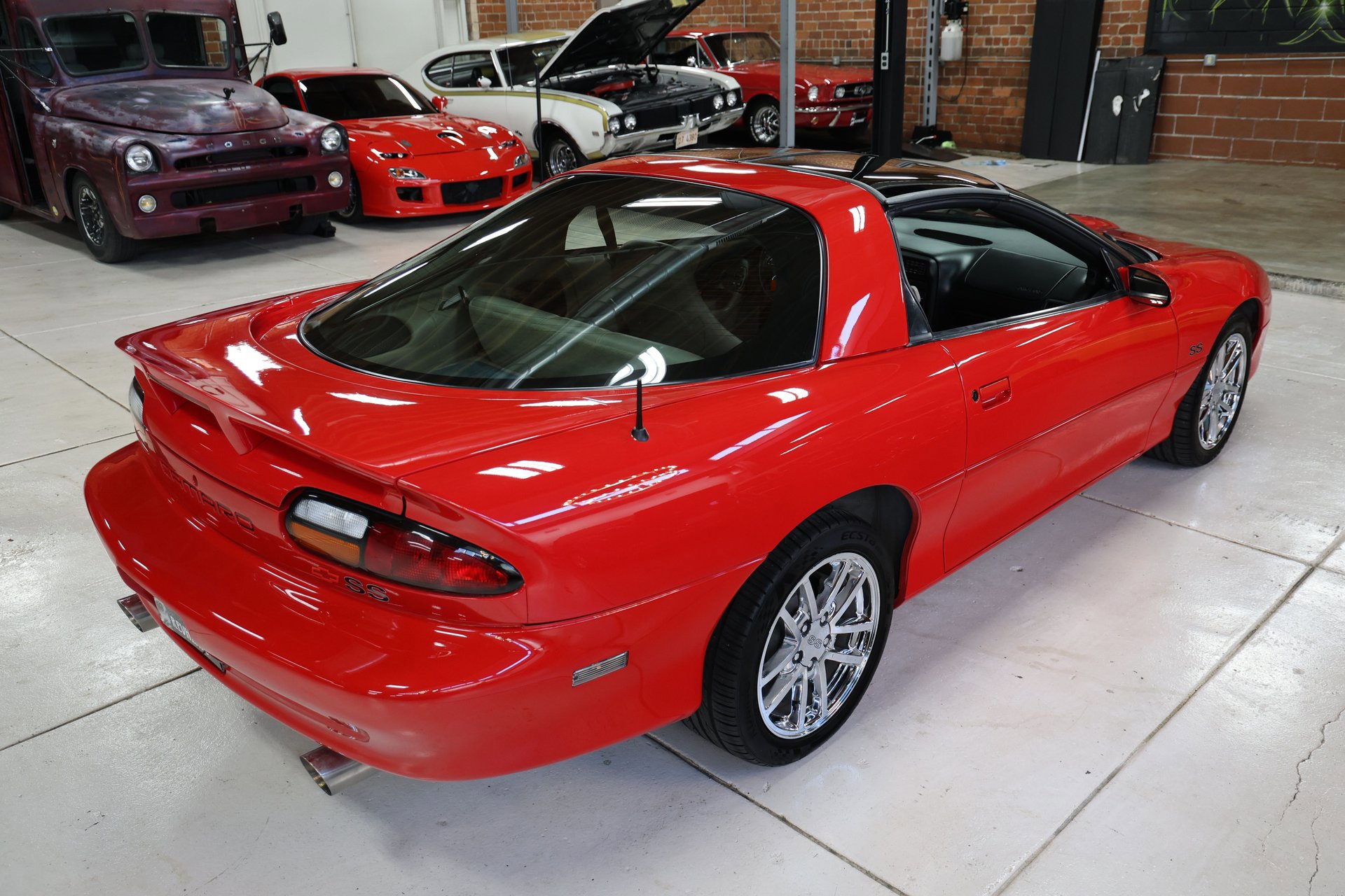 Used 2002 Chevrolet Camaro Z28 w/ SS Performance/Appearance Pkg image 37