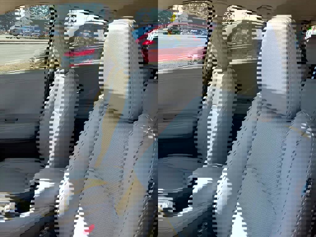 Used 2021 Honda HR-V EX-L image 15