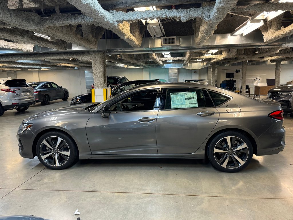 New 2025 Acura TLX w/ Technology Package image 9