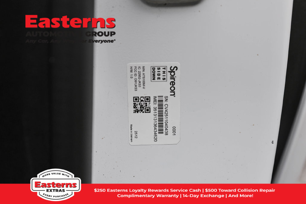 Used 2023 Chrysler Pacifica Touring-L FWD image 37