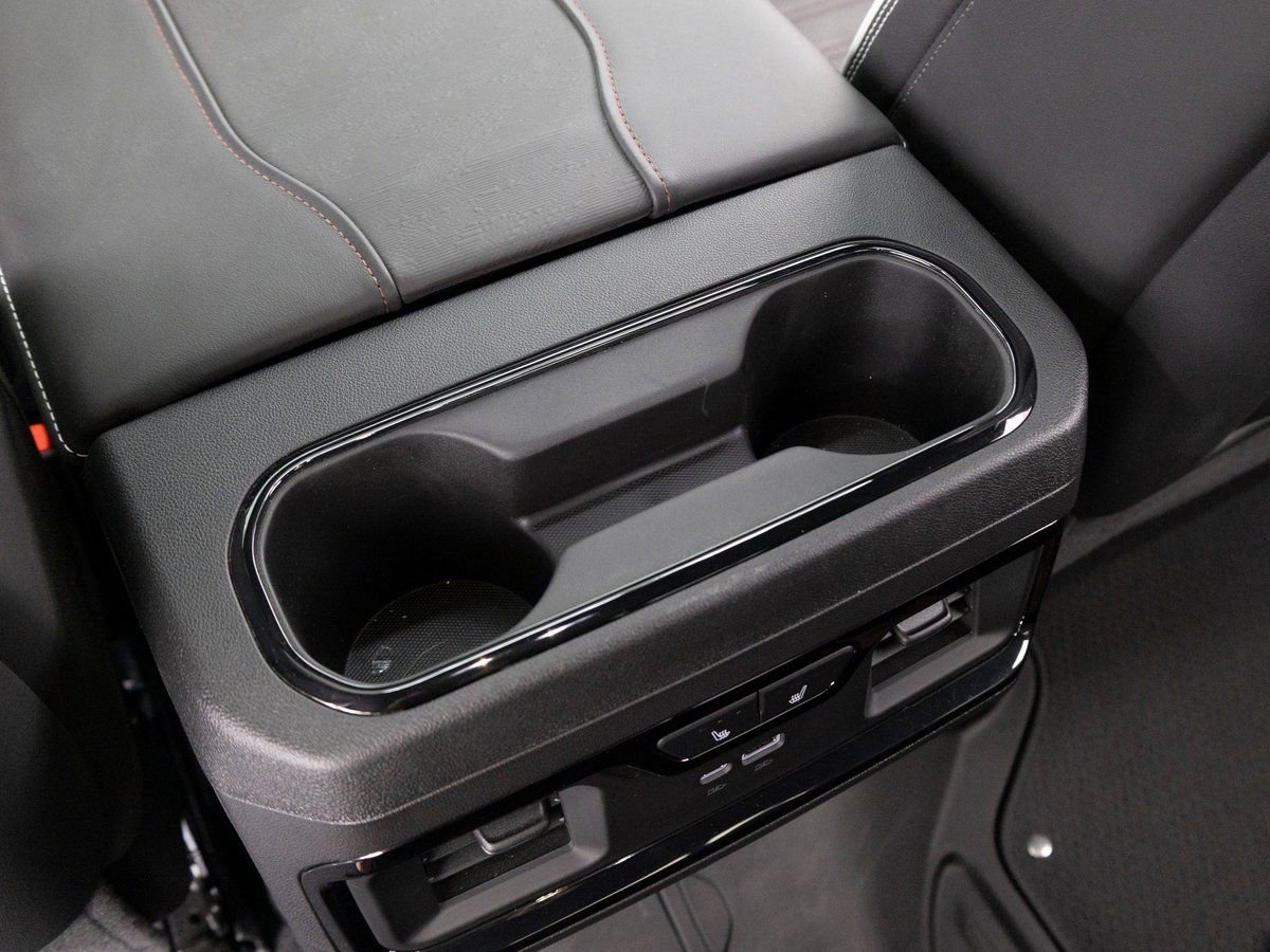 Used 2025 GMC Sierra 1500 AT4X image 22