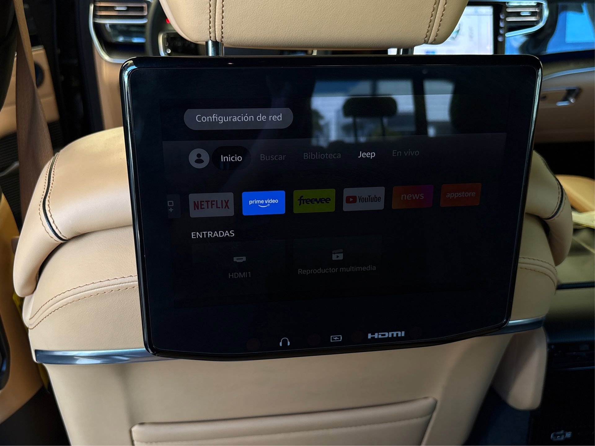 Used 2024 Jeep Grand Wagoneer Series III w/ Rear Seat Video Group 1 image 22