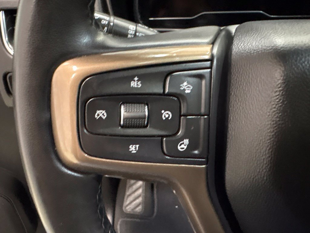 Certified 2023 Chevrolet Suburban High Country AWD/4WD image 22