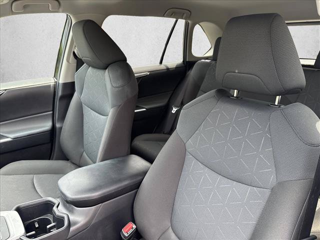 Certified 2025 Toyota RAV4 XLE FWD image 16