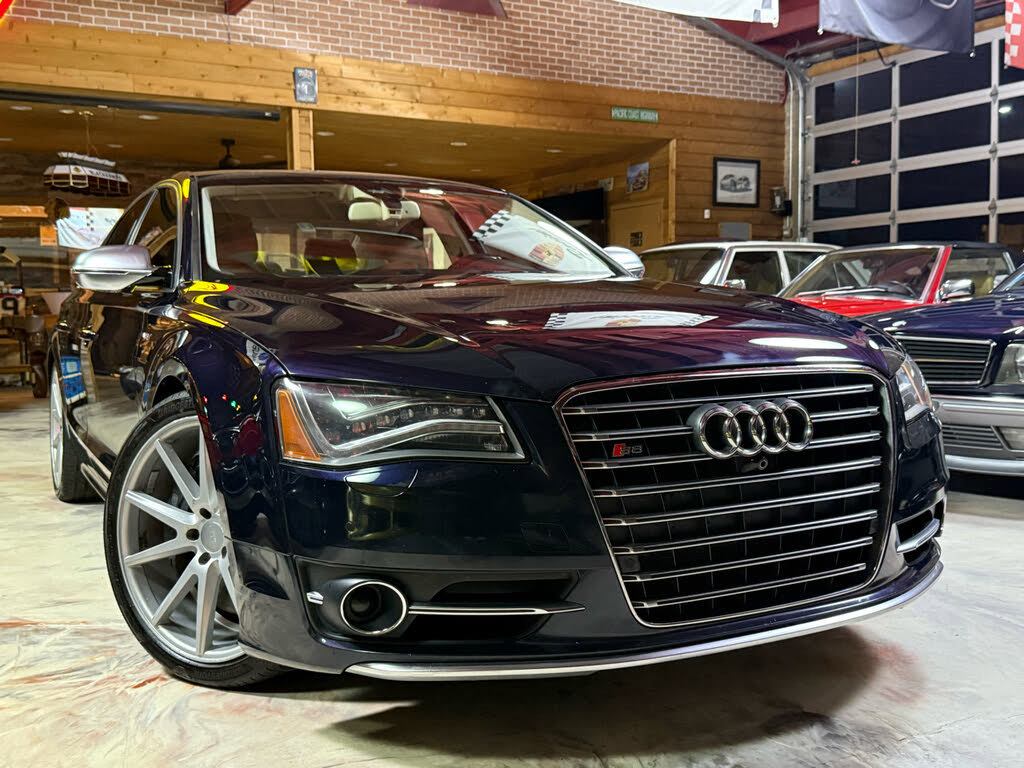 Used 2013 Audi S8 w/ Driver Assistance Pkg AWD/4WD image 3