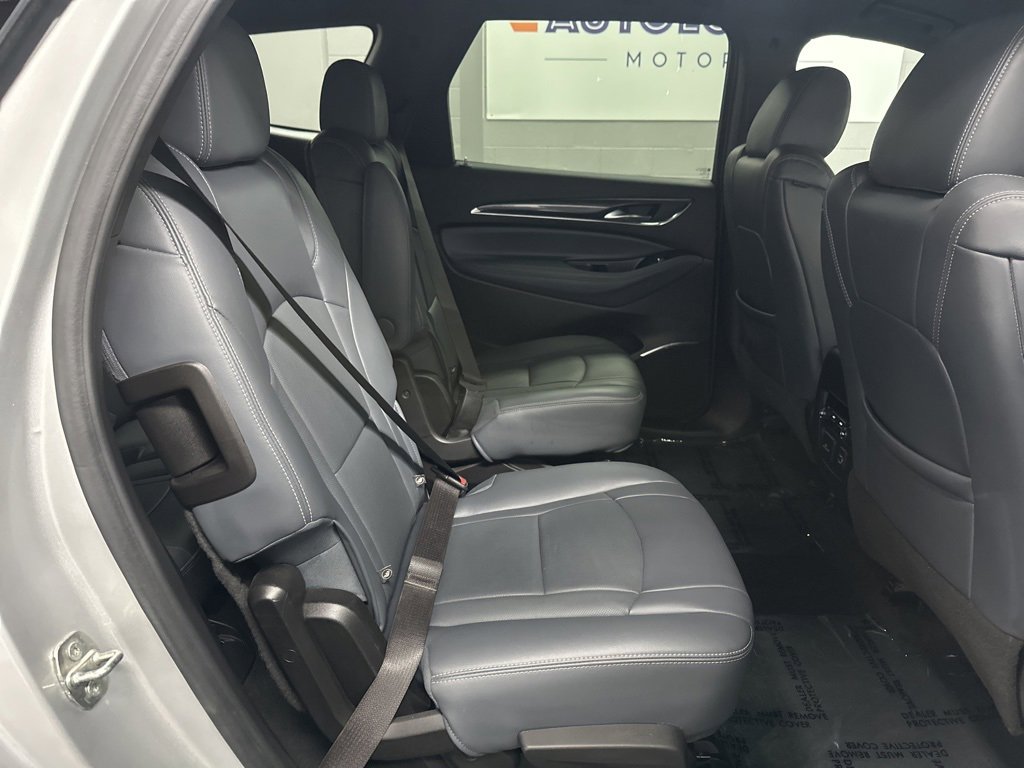 Used 2022 Buick Enclave Premium image 41
