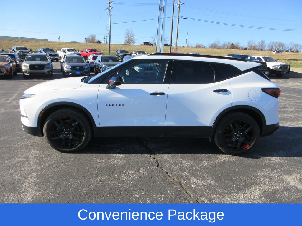 Used 2024 Chevrolet Blazer LT w/ Redline Edition image 2