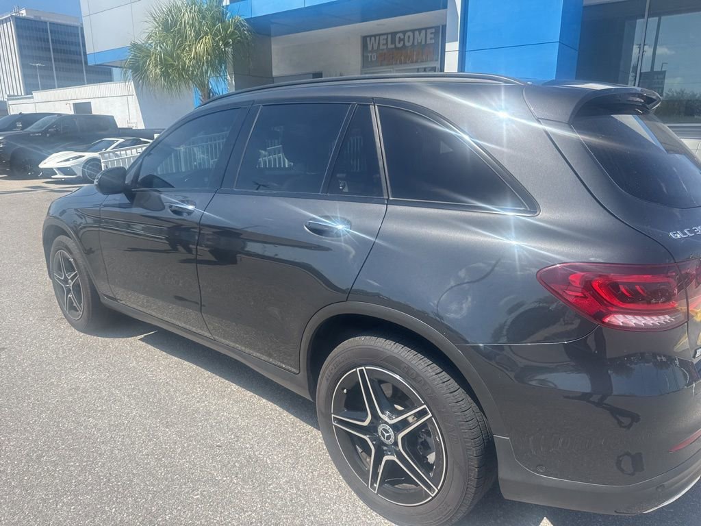 Used 2021 Mercedes-Benz GLC 300 image 6