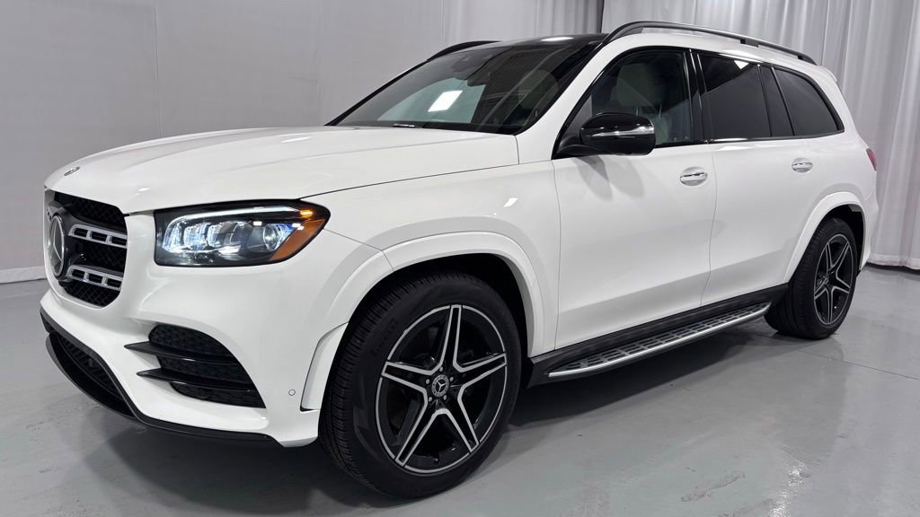 Used 2023 Mercedes-Benz GLS 450 4MATIC image 1