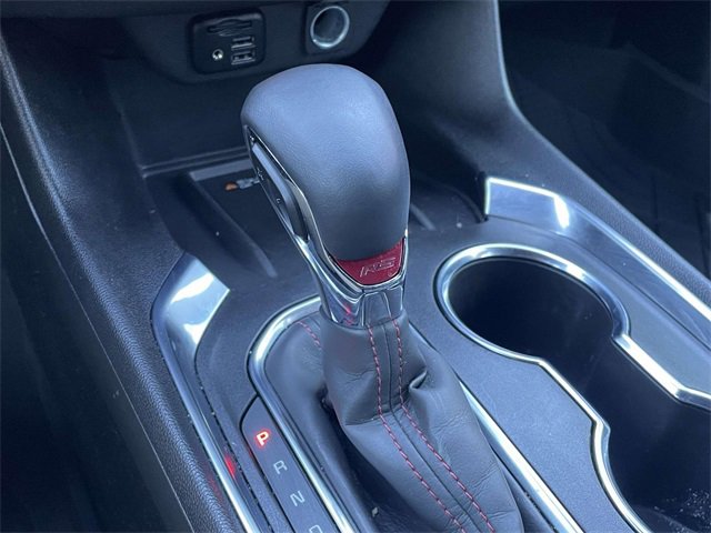 Used 2023 Chevrolet Traverse RS image 41