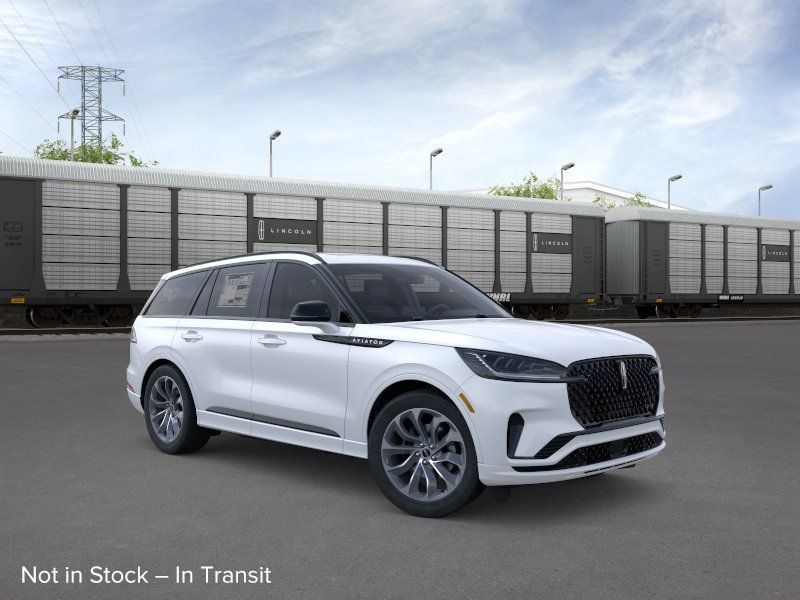 New 2026 Lincoln Aviator AWD image 8