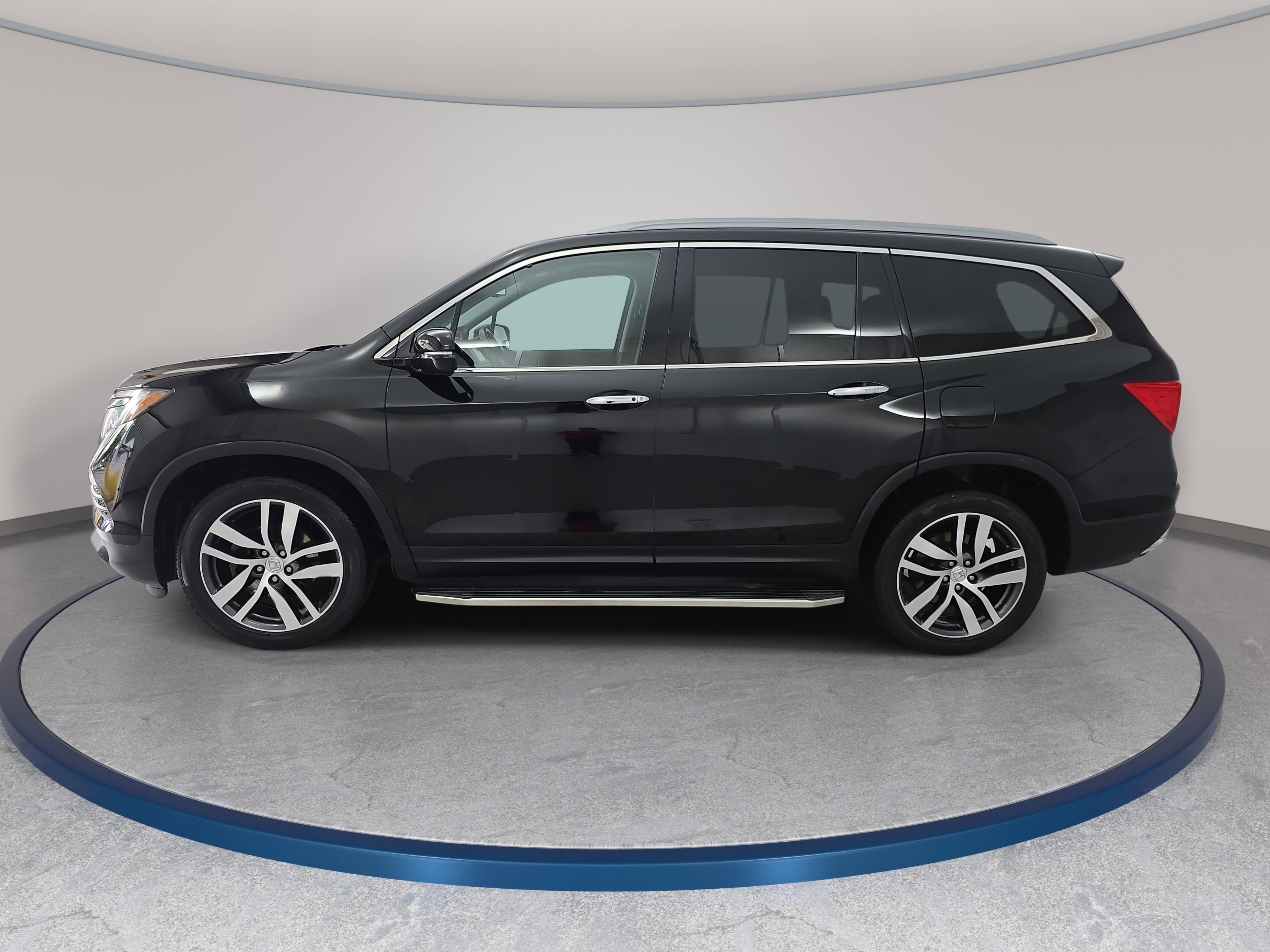 Used 2016 Honda Pilot Touring image 8