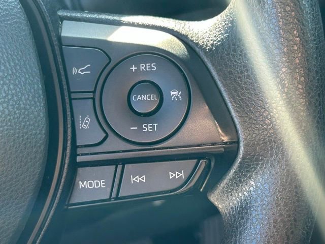 Used 2024 Toyota RAV4 XLE image 24