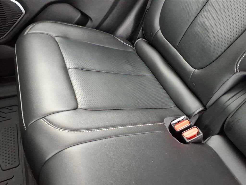 Used 2023 Jeep Grand Cherokee Altitude image 30