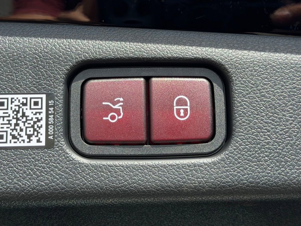 New 2026 Mercedes-Benz E 350 4MATIC Sedan image 14