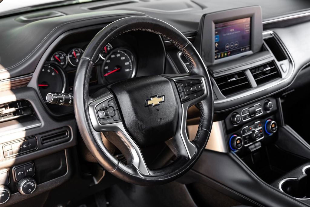 Used 2023 Chevrolet Suburban LS image 12