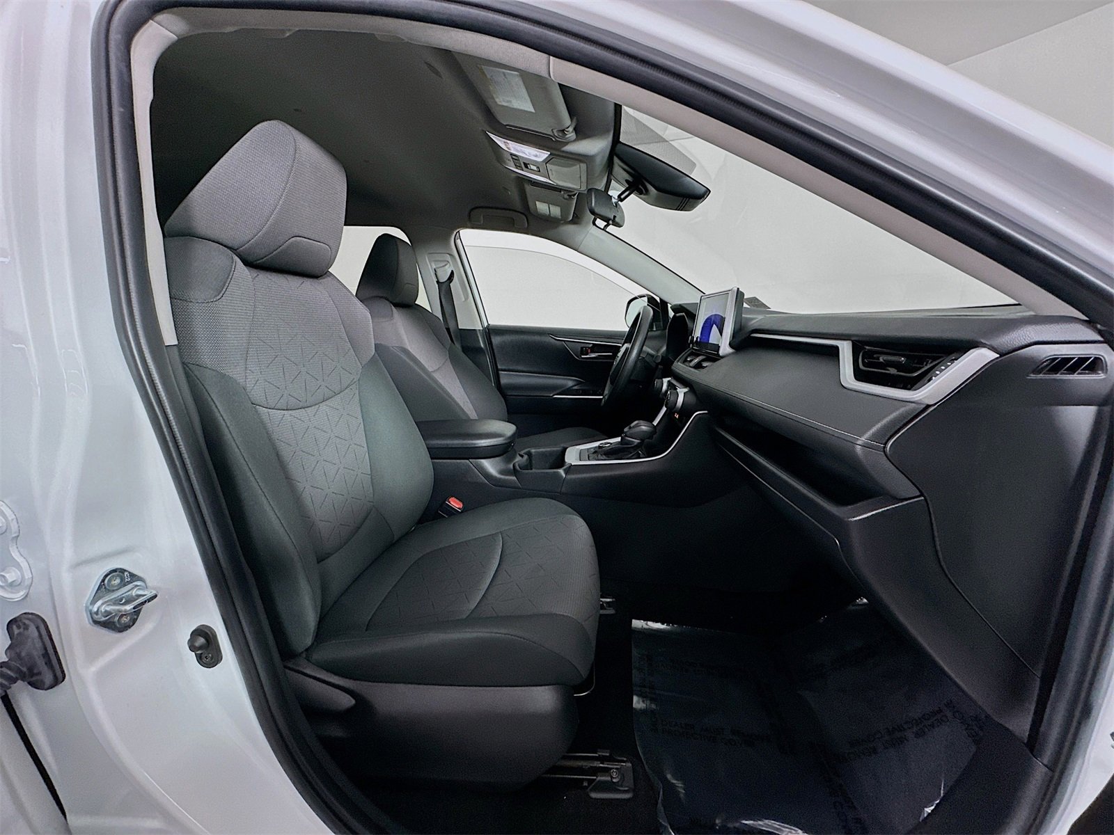 Certified 2024 Toyota RAV4 XLE image 27