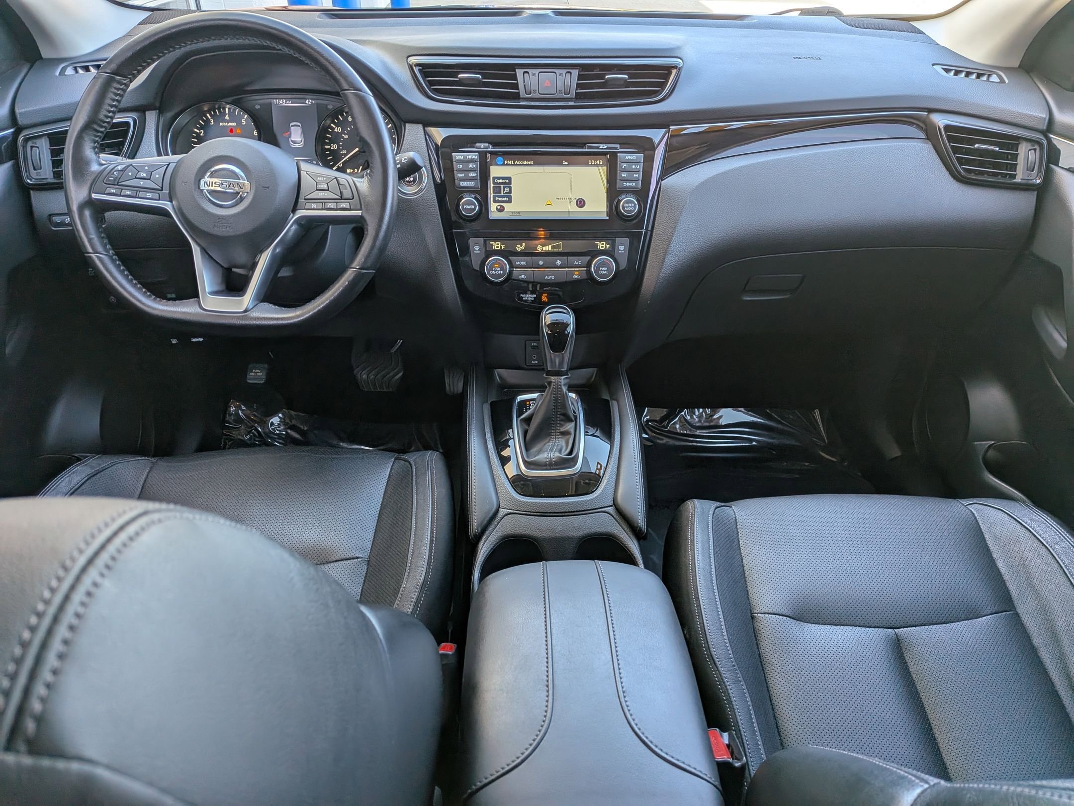 Used 2018 Nissan Rogue Sport SL image 25