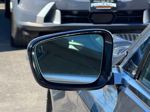 Used 2019 BMW 750i xDrive w/ Executive Package image 13